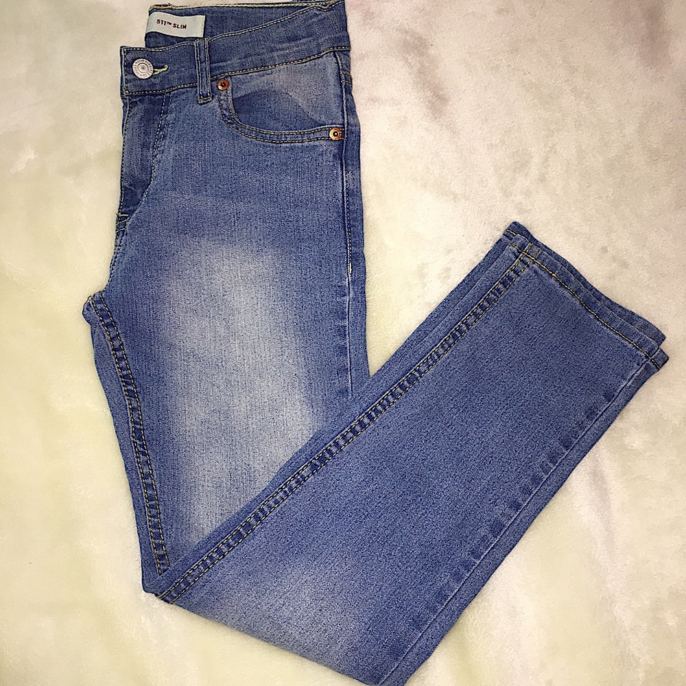 Levi’s “511 Slim”